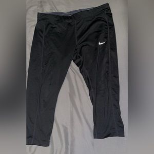 Nike dri-fit capris